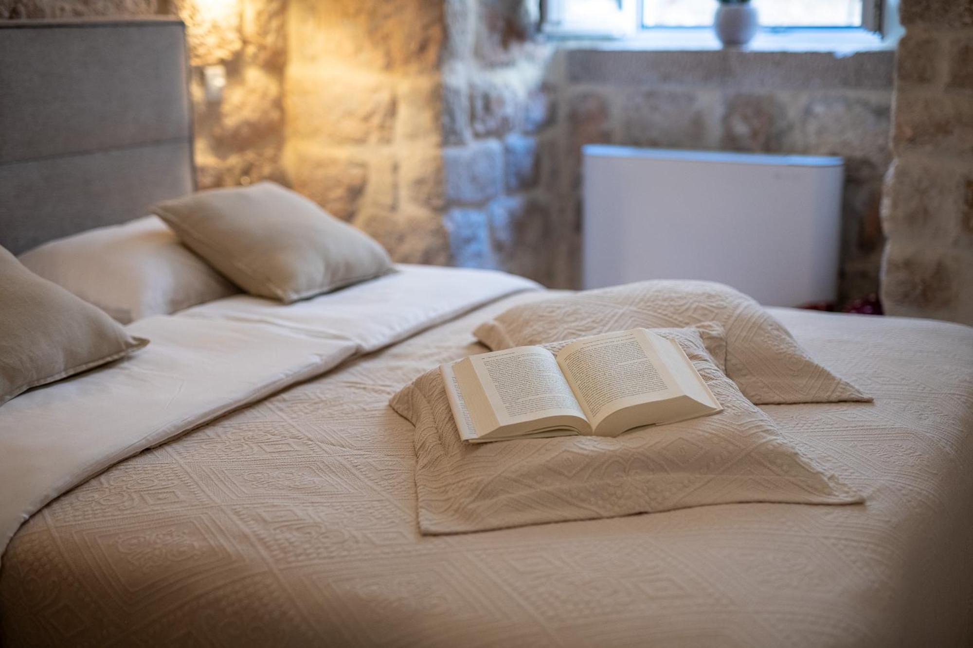 Mirabilis, Luxury Studio Apartment, Dubrovnik Old Town ภายนอก รูปภาพ